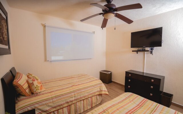 JUUB Luxury 3 Bedroom House at Playa diamante