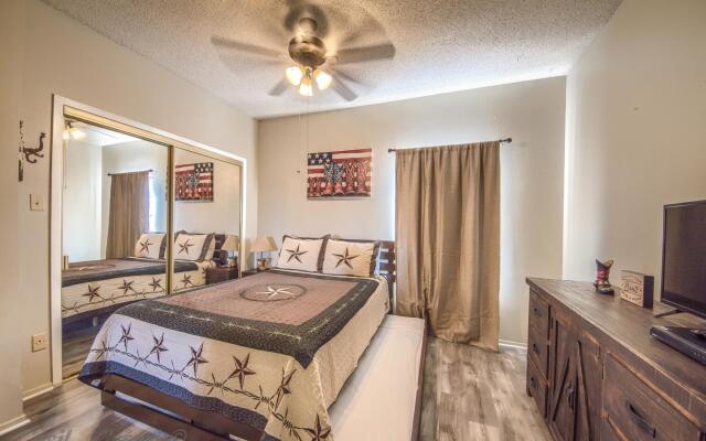 Seele Street River Retreat SS B11