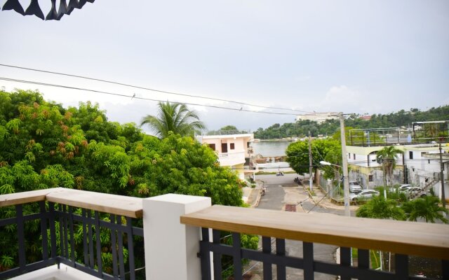 Hostal Marina Samana