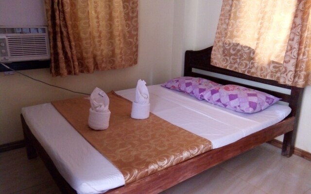Happy Time Palawan Guest House
