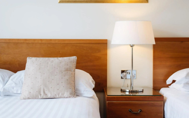 The Queens Hotel