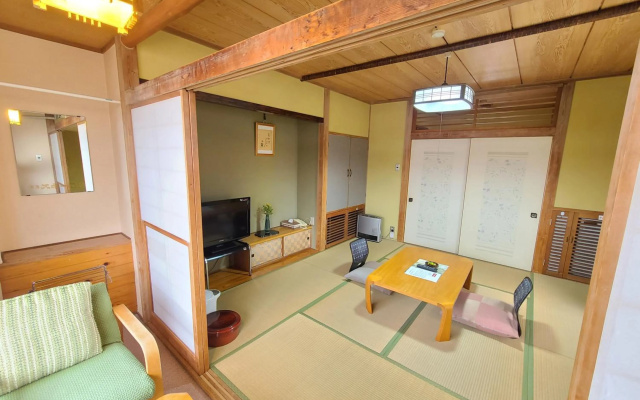 Kofukan – Guest Rooms – Myoko