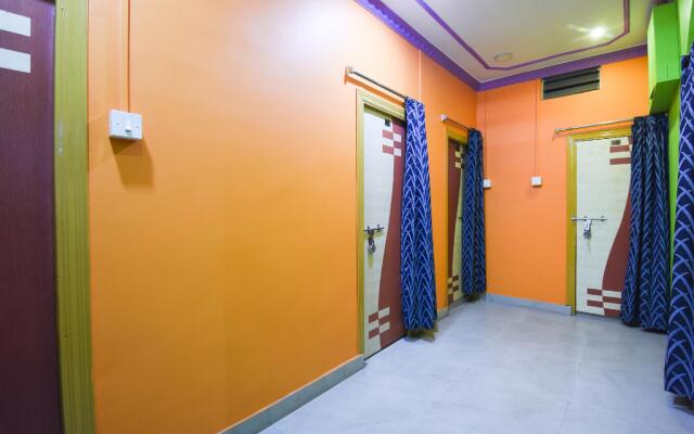 SPOT ON 67631 Maa Tara Guest House