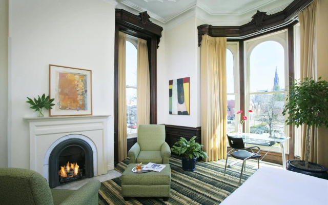 The Mansion On Delaware Ave