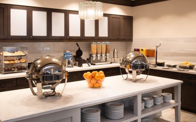 Homewood Suites by Hilton North Charleston