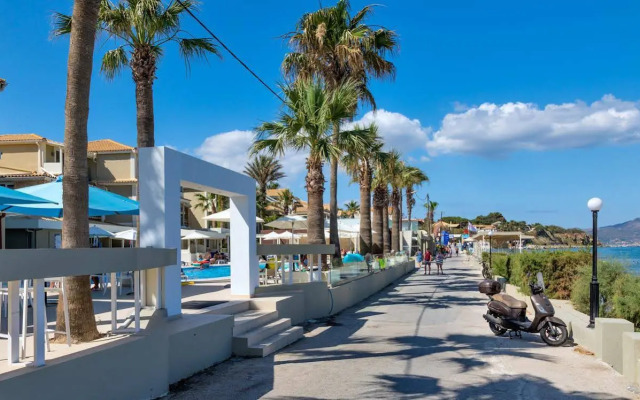 Cameo Beach Resort