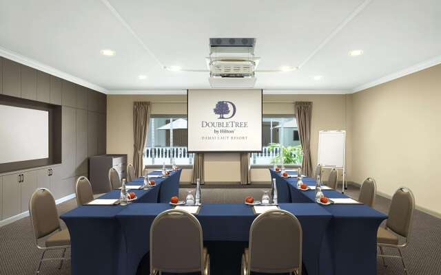 DoubleTree by Hilton Damai Laut Resort