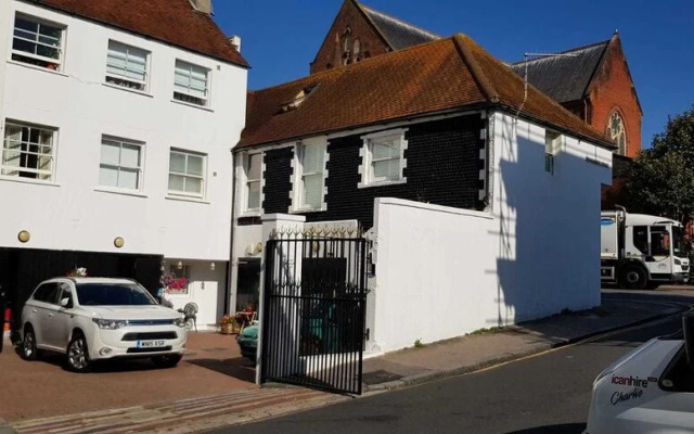 The Yard Brighton