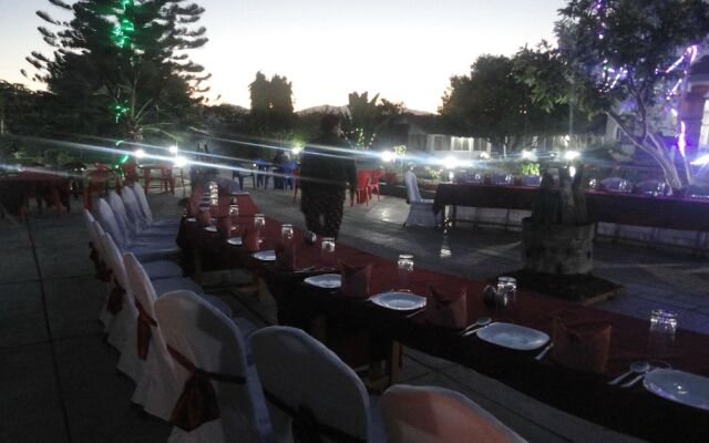 Shani Village Resort