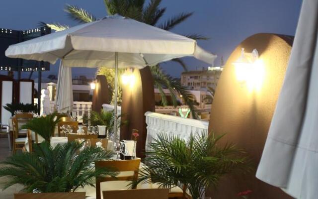 Hotel Alboran