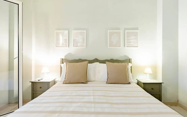 Torrelama Room Breakfast