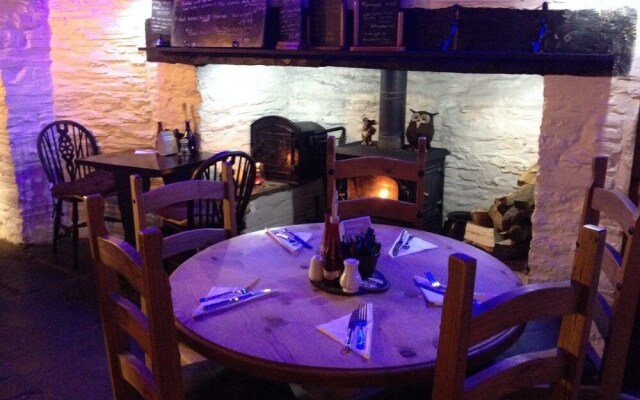 The Red Lion Country Inn