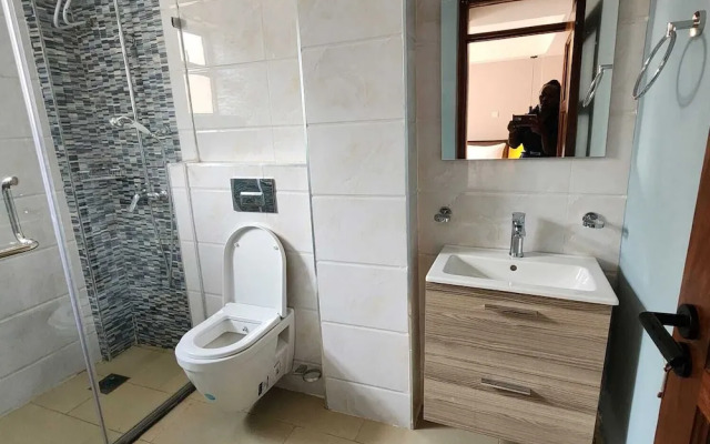 Lux Suites Westlands Cottage Apartments