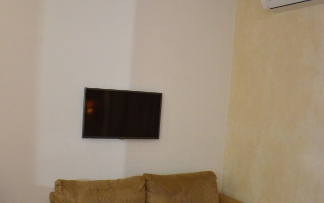 Deves Hotel