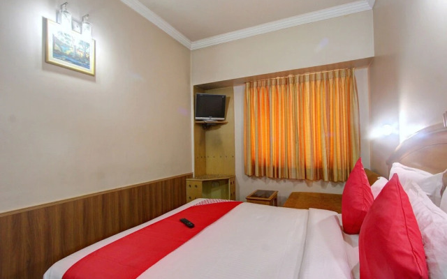 OYO 15781 Shree Adiga Residency