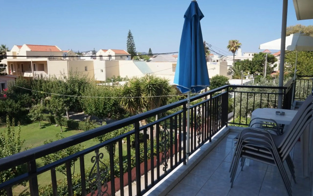 Niriis Hotel