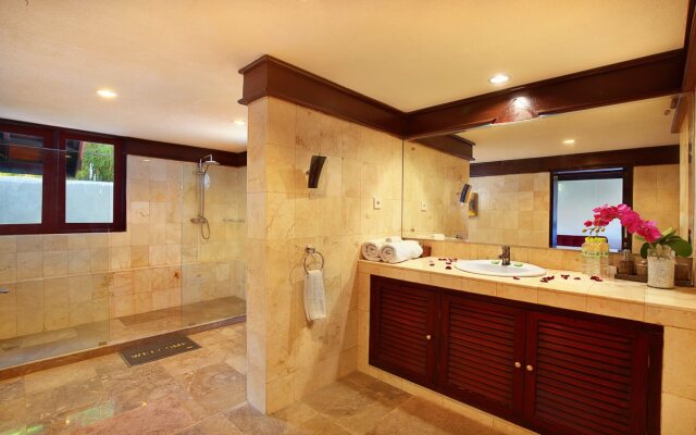 Alysha Villa Seminyak Beachside