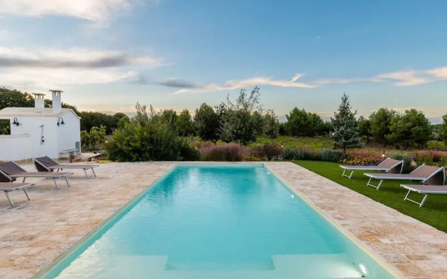 Villa Sara con Piscina by Wonderful Italy