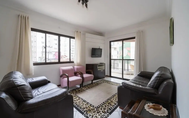 Apartment w Balcony 250m From Praia Central Erj101