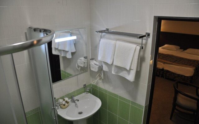 Bugar Hotel