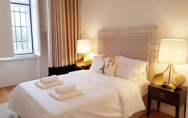 Lisbon Finestay Santana