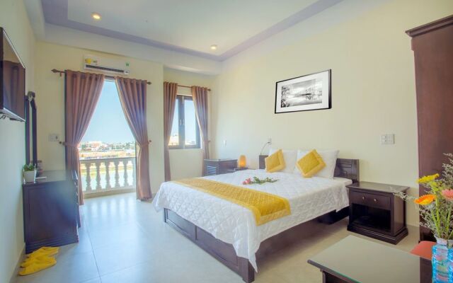 Blue River Villa Homestay