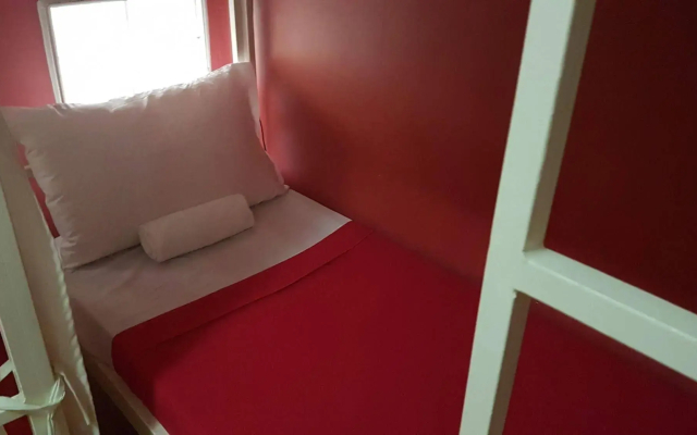 Crossroads Hostel Manila