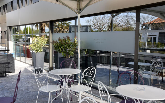 Brit Hotel Porte d’Espagne