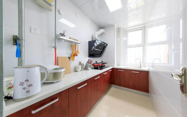 Baoding Lianchi·Baoding East Station· Locals Apartment 00163450