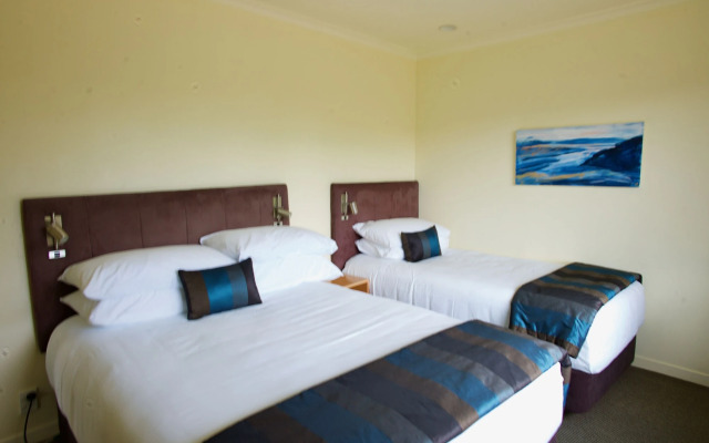 Regal Palms Resort