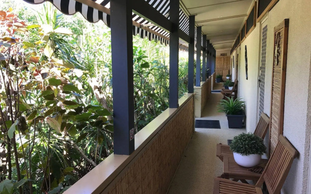 Tallow Beach Motel