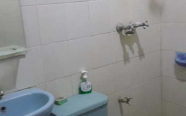 Hotel Any Lestari Lakey