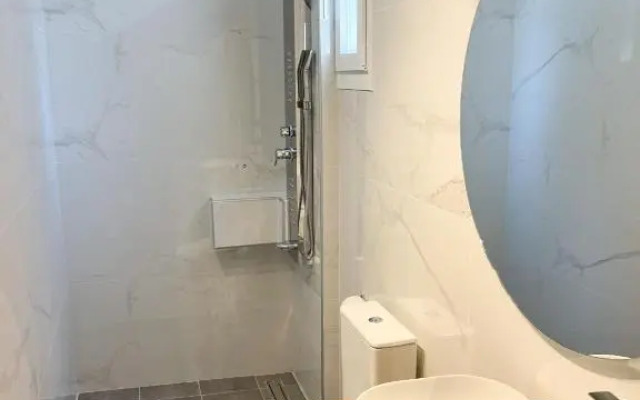 Clio Luxury Apartments