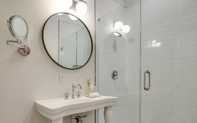 Private Suite in Historic Austin B&b: Sleeps 4!