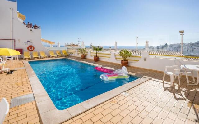 Apartamentos Mónaco by Garvetur