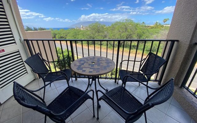 Kamaole Sands 4413 in Kihei