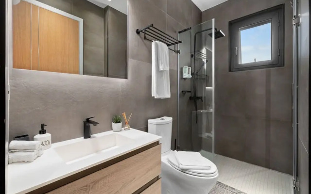 Sea View Exclusive Penthouse Outdoor Dining 3BR