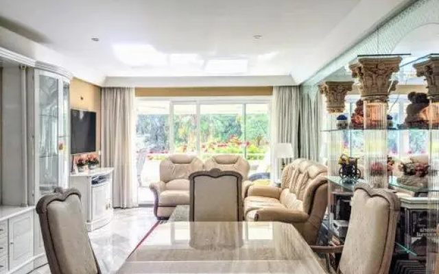 GRAN MARBELLA APARTMENTS by Coral Beach