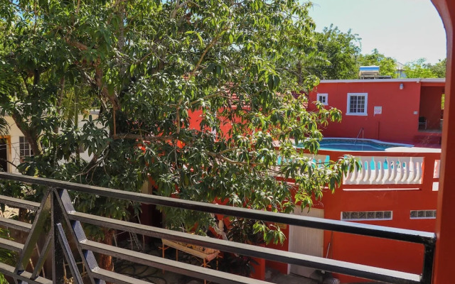 Paradise On The Rocks Hotel
