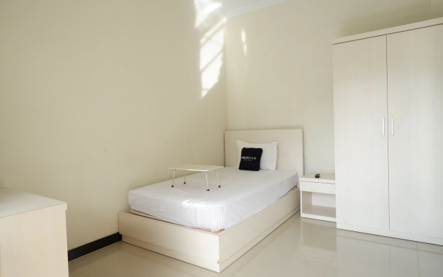 Urbanview Hotel Syariah Casa Azmya Yogyakarta