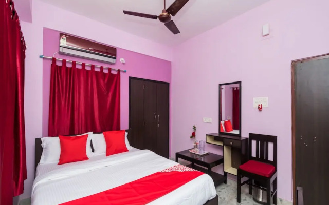 OYO 11379 Jams Guest House