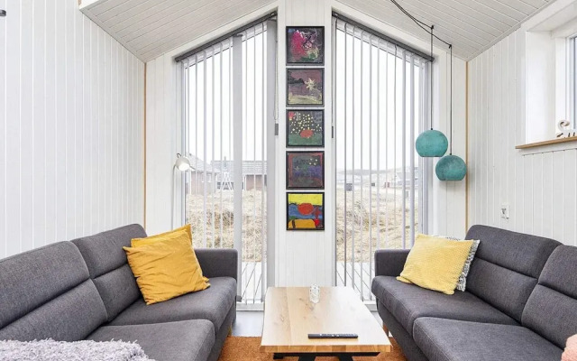 10 Person Holiday Home in Harboore-by Traum