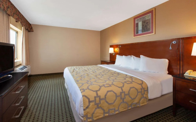 Baymont Inn and Suites by Wyndham Franklin, Indiana