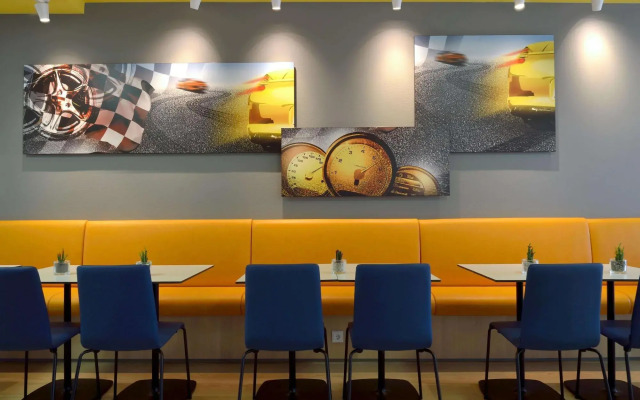 B&B Hotel Stuttgart-Zuffenhausen