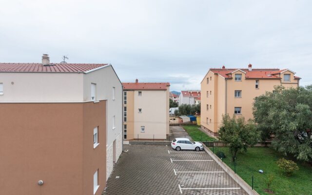 Modern Apartment in Zadar with Terrace