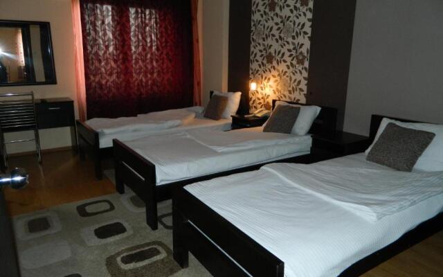 Garni Hotel Rile Men
