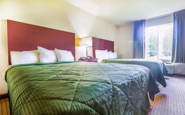 Evansville Inn & Suites By OYO