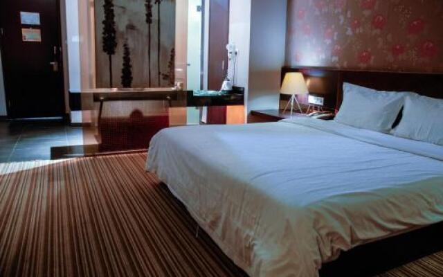 Shenzhen Mingdian Business Hotel