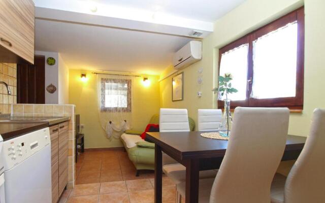 Apartment Alenka 1930