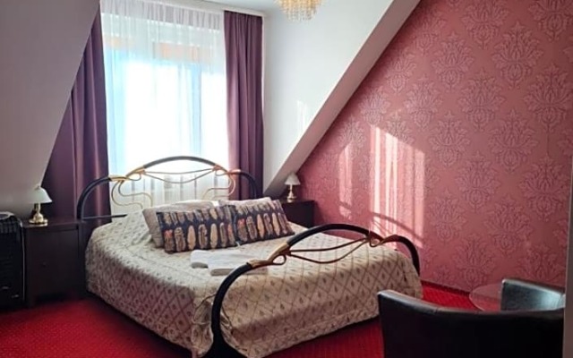 Pensjonat Sala Bankietowa "Arkadia"